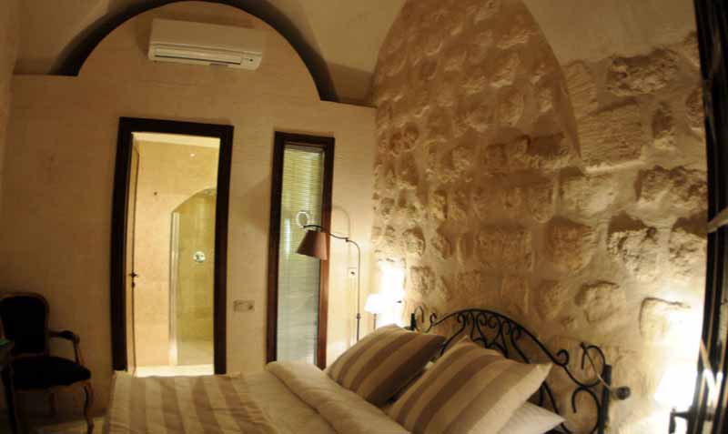 Shmayaa Hotel